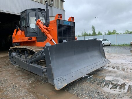 2023 TMS D26, оранжевый, 14000000 рублей, вид 2