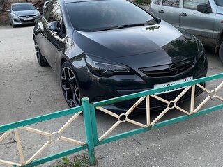 2011 Opel Astra GTC J Рестайлинг, чёрный, 1200000 рублей, вид 2