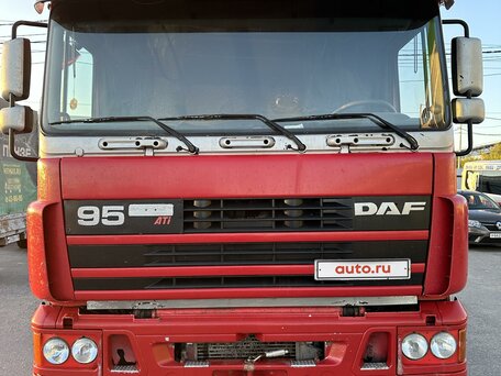 1996 DAF 95, красный, 2200000 рублей, вид 1