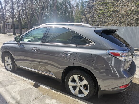 2011 Lexus RX 270 III, серый, 2500000 рублей - вид 5
