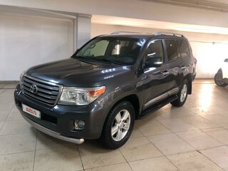 2012 Toyota Land Cruiser 200 Series Рестайлинг 1, серый, 2810000 рублей, вид 2
