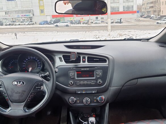 2014 Kia Ceed II, коричневый, 810000 рублей - вид 6