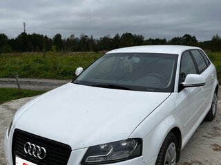 2010 Audi A3 II (8P) Рестайлинг 2, белый, 800000 рублей, вид 1