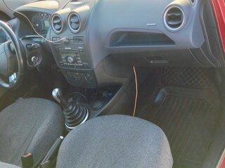 2007 Ford Fiesta Mk5, красный, 440000 рублей, вид 4