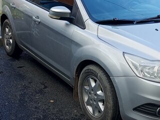 2008 Ford Focus II Рестайлинг, серебристый, 450000 рублей, вид 3