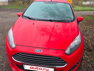2016 Ford Fiesta Mk6 Рестайлинг, красный, 800000 рублей, вид 2
