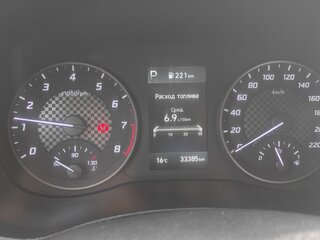 2021 Hyundai Solaris II Рестайлинг, белый, 1900000 рублей, вид 5