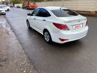 2016 Hyundai Solaris I Рестайлинг, белый, 590000 рублей, вид 5