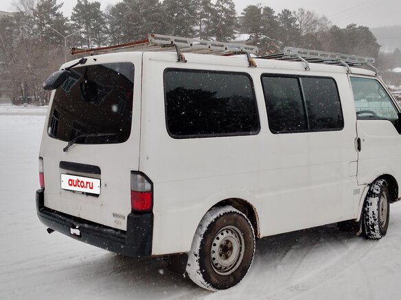 2000 Mazda Bongo IV, белый, 400000 рублей - вид 3