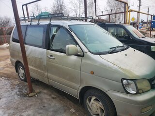 1999 Toyota Town Ace Noah III, серебристый, 250000 рублей, вид 1