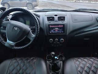 2013 Lada (ВАЗ) Kalina II, белый, 380000 рублей, вид 2