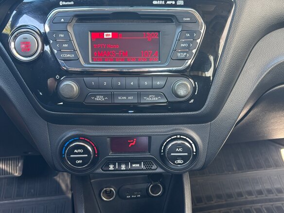 2011 Kia Rio 4-speed III, белый, 1050000 рублей - вид 21