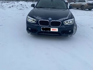 2017 BMW 1 серии 118i II (F20/F21) Рестайлинг, синий, 1900000 рублей, вид 2