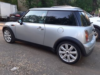 2001 Mini Hatch One I (R50), серебристый, 550000 рублей, вид 2