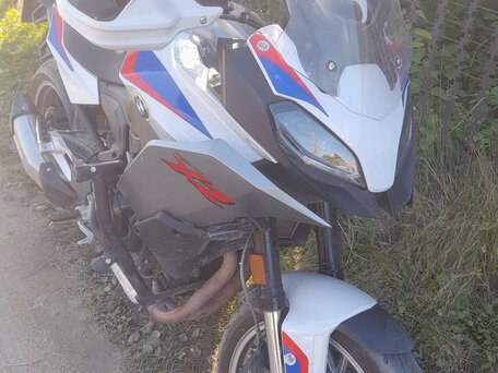 2020 BMW F 900 XR, белый, 900000 рублей, вид 3