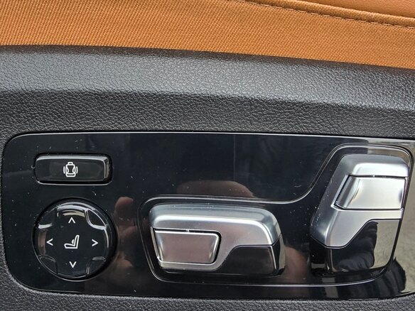 2024 BMW X7 40i I (G07) Рестайлинг, синий, 12375420 рублей - вид 24