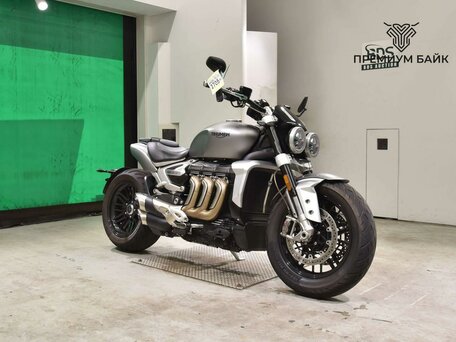 2024 Triumph Rocket 3, чёрный, 2327000 рублей, вид 2