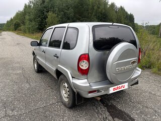 2005 Chevrolet Niva I, серебристый, 160000 рублей, вид 5