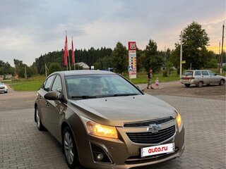 2013 Chevrolet Cruze I Рестайлинг, золотистый, 680000 рублей, вид 1