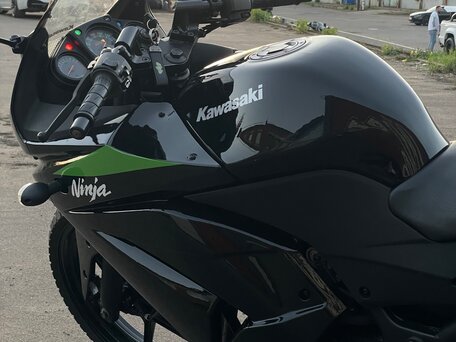 2008 Kawasaki Ninja 250R, чёрный, 260000 рублей, вид 5