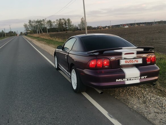 1996 Ford Mustang IV, фиолетовый - вид 3