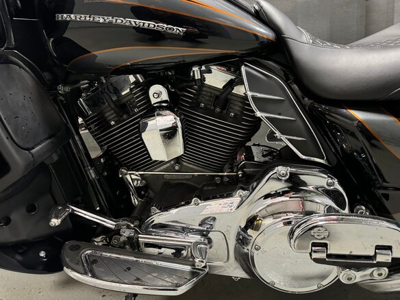 2015 Harley-Davidson CVO Road Glide Limited, чёрный, 1800000 рублей - вид 6