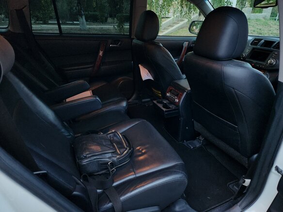 2013 Toyota Highlander II (XU40) Рестайлинг, белый, 1745000 рублей - вид 12