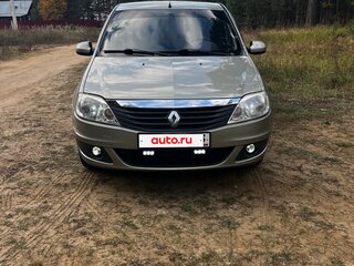 2013 Renault Logan I Рестайлинг, бежевый, 480000 рублей, вид 2