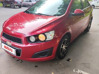 2013 Chevrolet Aveo II, красный, 600000 рублей, вид 1