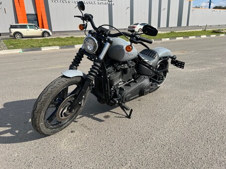 2023 Harley-Davidson Street Bob, серый, 1450000 рублей, вид 3