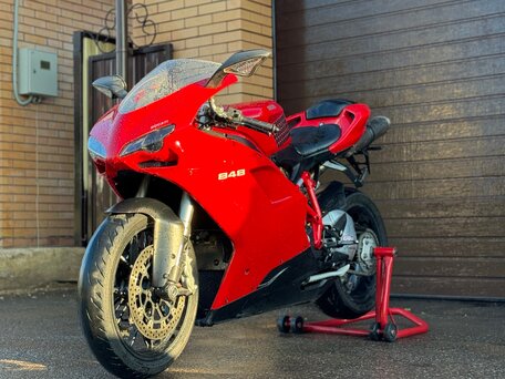 2010 Ducati 848, красный, 720000 рублей, вид 3