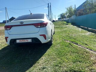 2020 Kia Rio IV, белый, 1600000 рублей, вид 2