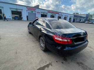 2009 Mercedes-Benz E-Класс 220 5G-Tronic IV (W212, S212, C207), чёрный, 1150000 рублей, вид 5
