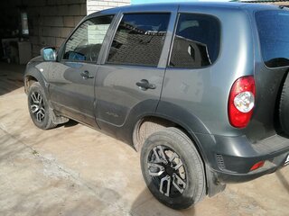 2019 Chevrolet Niva I Рестайлинг, серый, 760000 рублей, вид 3