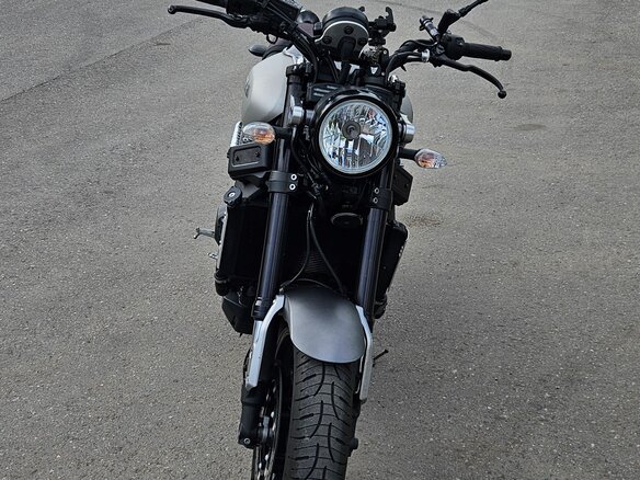 2017 Yamaha XSR900, серебристый, 800000 рублей - вид 5