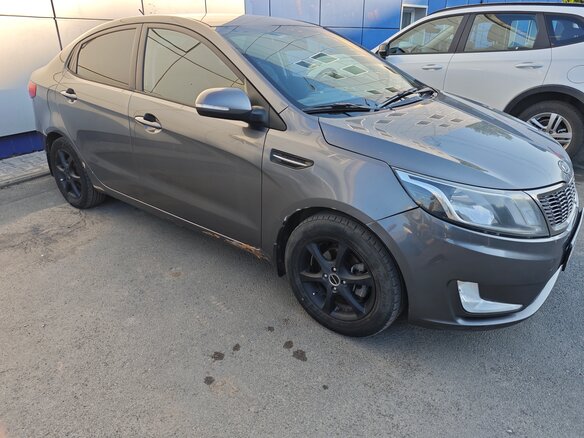 2012 Kia Rio 4-speed III, серый, 680000 рублей - вид 2