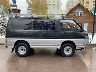 1994 Mitsubishi Delica III, чёрный, 1100000 рублей, вид 5