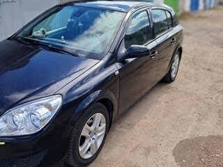 2009 Opel Astra H Рестайлинг, чёрный, 430000 рублей, вид 4