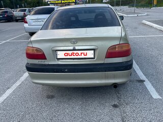 2001 Toyota Avensis I Рестайлинг, золотистый, 425000 рублей, вид 2