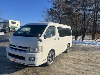 2005 Toyota HiAce H200, белый, 2450000 рублей, вид 1
