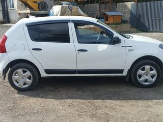 2012 Renault Sandero I, белый, 350000 рублей, вид 2