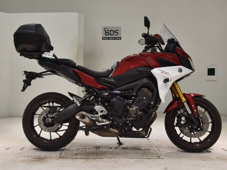 2019 Yamaha MT-09 Tracer (FJ-09), красный, 1000000 рублей, вид 1