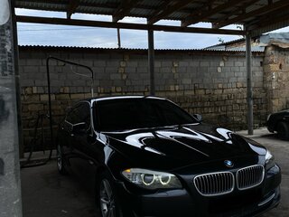 2011 BMW 5 серии 523i VI (F10/F11/F07), чёрный, 1498000 рублей, вид 2
