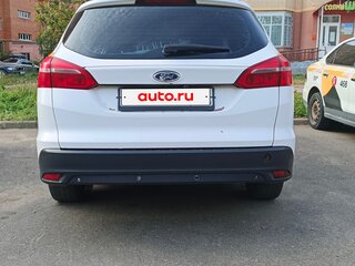 2016 Ford Focus III Рестайлинг, жёлтый, 435000 рублей, вид 4