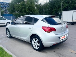 2011 Opel Astra J, серебристый, 450000 рублей, вид 5