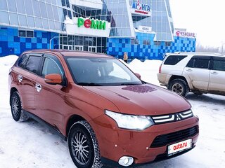 2013 Mitsubishi Outlander III, коричневый, 1350000 рублей, вид 2