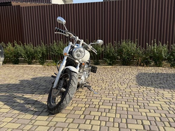2007 Yamaha XVS1100, белый, 580000 рублей - вид 6