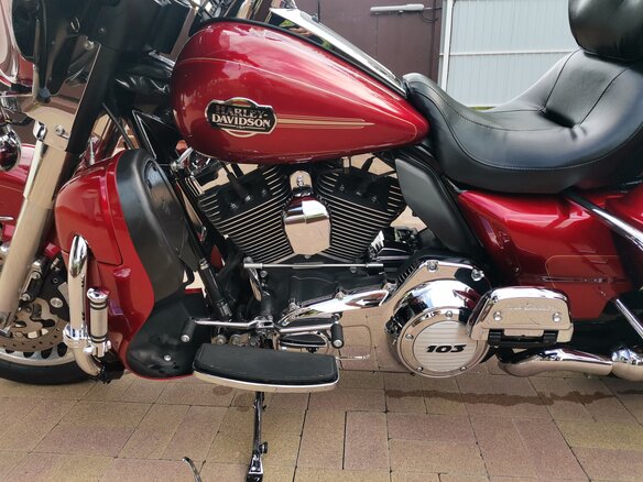 2012 Harley-Davidson Electra Glide, красный, 1340000 рублей - вид 8