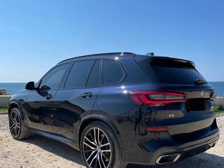 2020 BMW X5 M50d IV (G05/G18), чёрный, 7950000 рублей, вид 3