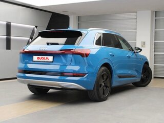 2019 Audi e-tron 55 I, голубой, 4099000 рублей, вид 4